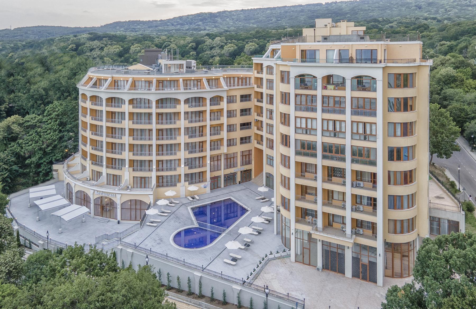 Continental 4*