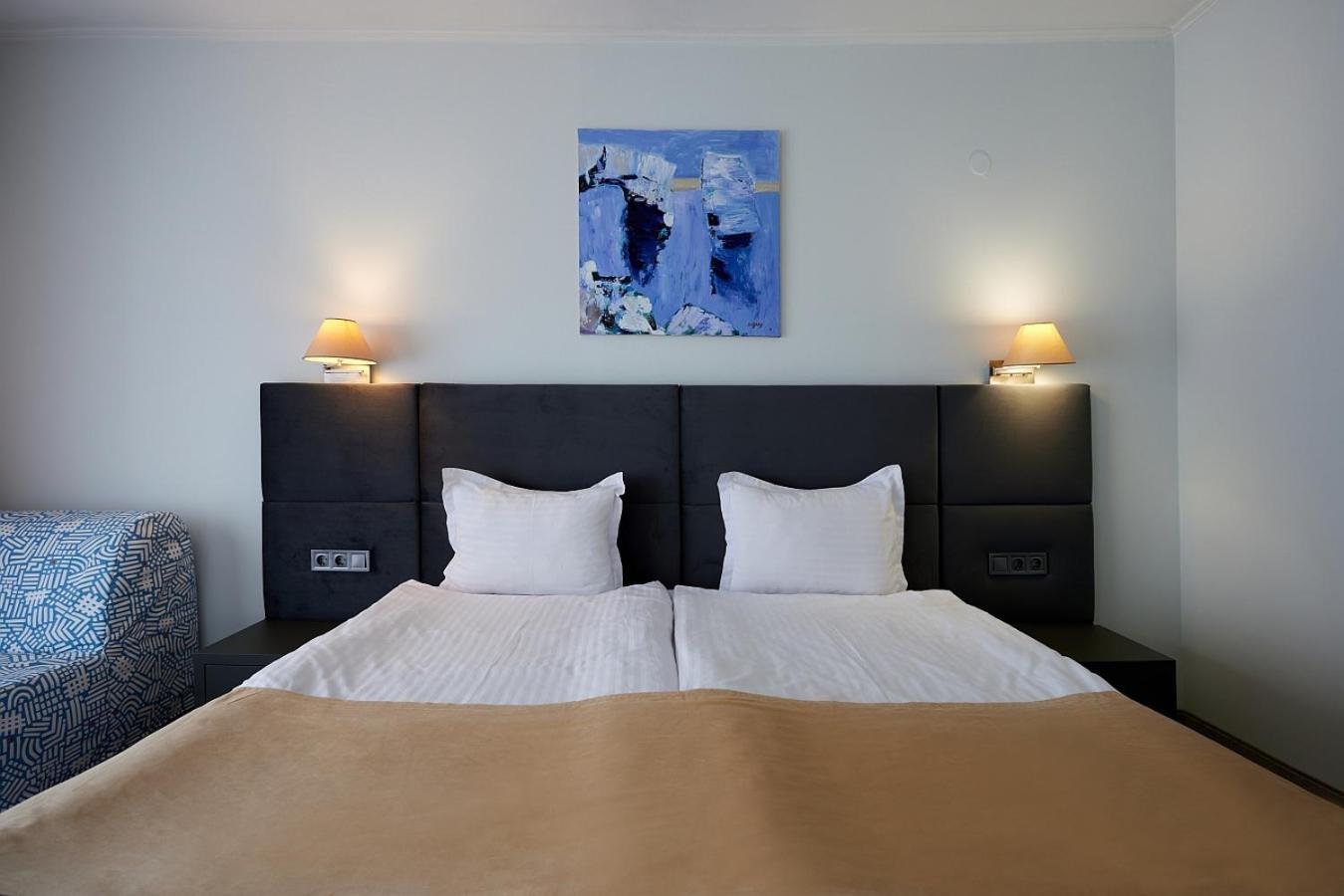 Continental 4*