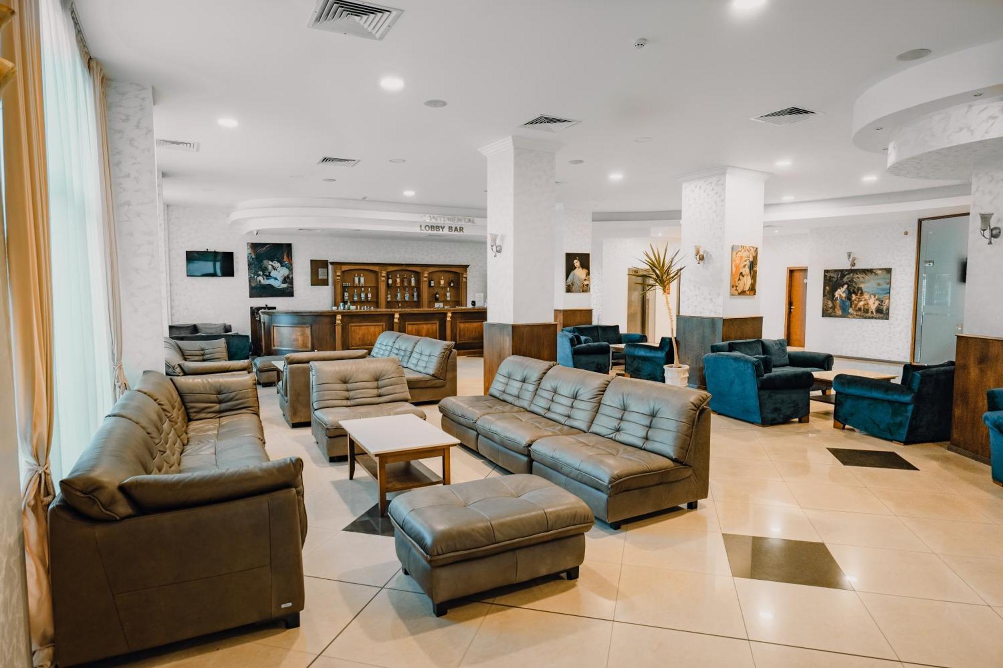 Continental 4*